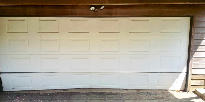 commercial garage door replacement in St. Catharines